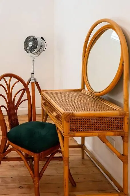 Casa Caprice - A 3 Bed Home Steps From The Beach Cape Town